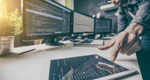 Praesent placerat risus quis eros